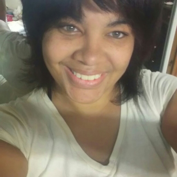 Meet your Posher, Tee - Picture 3 of 8